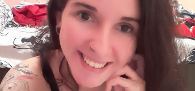 “Eu quero que as pessoas não apenas leiam minha poesia, eu quero que elas a sintam”