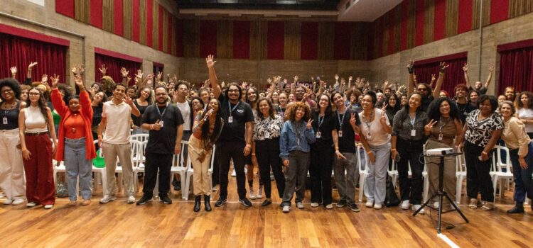Economia Criativa no centro do debate: Encontro Geral do PJMC reúne juventudes na Praça das Artes Economia Criativa no centro do debate: Encontro Geral do PJMC reúne juventudes na Praça das Artes