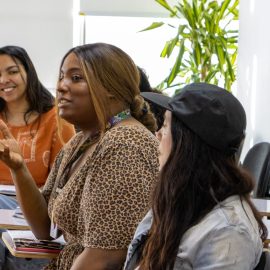 Café com Cuidadores promove diálogo sobre juventudes, cuidado e permanência no PJMC