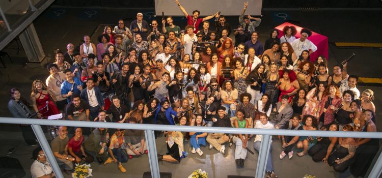 Mostra PIAC e Formatura celebram trajetórias, criam conexões e projetam jovens para o futuro da economia criativa Mostra PIAC e Formatura celebram trajetórias, criam conexões e projetam jovens para o futuro da economia criativa